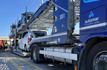 Итальянский перевозчик открыл вакансии для 80 водителей автовозов