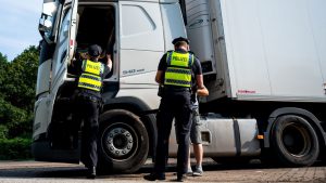 Германия: запрет на обгон фур на А7 выявил почти 200 нарушений