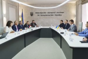 Україна і Угорщина обговорили подальші кроки щодо співпраці в сільському господарстві