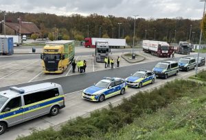 Німеччина: перевірки в транспортній галузі виявили численні порушення трудового законодавства