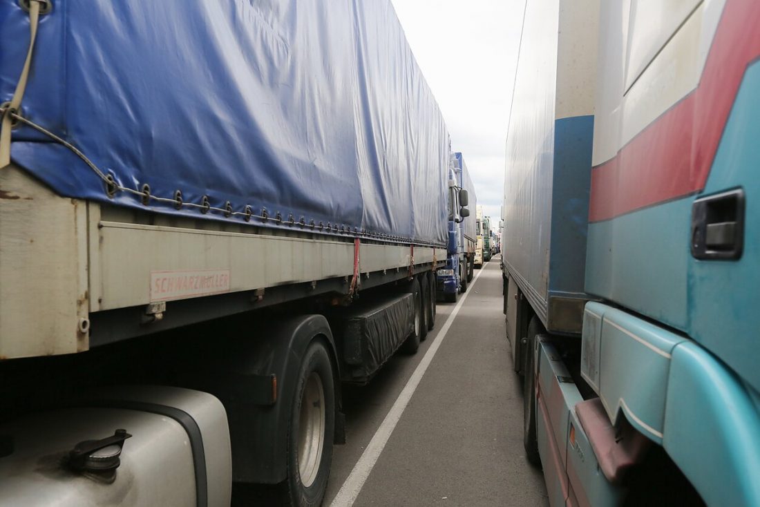 Франція: заборонено працю трем іноземним перевізникам за порушення правил каботажу та РПВ