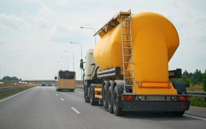 Експерти: як мінімізувати ризики при перевезенні небезпечних вантажів