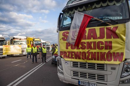 Польша: протест перевозчиков откладывается из-за отказа местных властей
