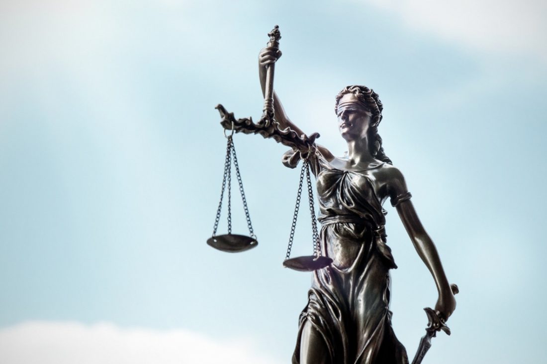 Нідерланди: суд зобов'язав транспортну компанію виконати вимоги колективного трудового договору