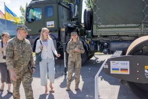 Німеччина передала сучасну інженерну техніку для облаштування українського кордону