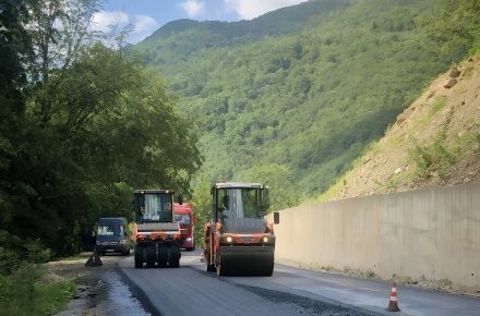 На Закарпатье на участке дороги Н-09 завершили комплексные работы по восстановлению