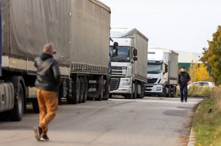 Литва: число иностранных водителей грузовиков растет, и вопросы миграционного регулирования становятся острее