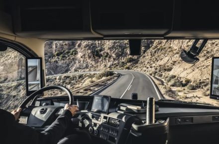 Система оповещения водителя Volvo теперь следит за глазами