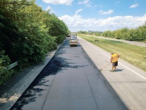 На дорогах України ліквідовано 3,6 млн кв м дефектів дорожнього покриття