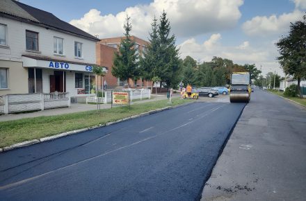 В Полтавской области продолжают ремонт дороги Н-12