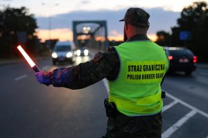 Польща продовжує тимчасовий прикордонний контроль з Німеччиною і Литвою