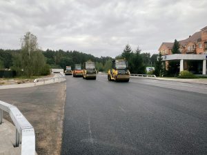 На подъездах к МАПП «Ягодин – Дорогуск» укладывается верхний слой асфальтобетона