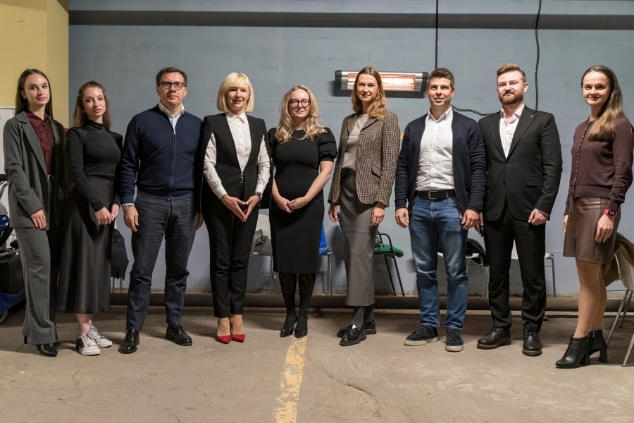 Встреча с Американской торговой палатой: Украина готовит продление «транспортного безвиза» с ЕС