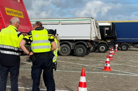 В Нидерландах провели две проверки грузовиков