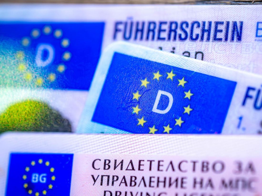 Німеччина: для іноземних водіїв заборони на водіння планується реєструвати тільки у цифровому форматі