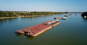 Объемы грузоперевозок по Дунаю выросли на 43% с начала года