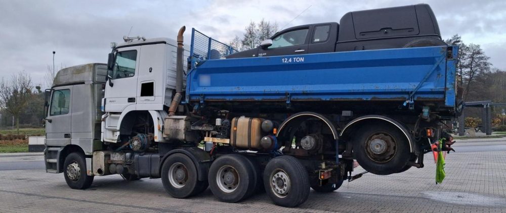 Польша: на S3 остановили опасный грузовик, не соответствующий габаритным нормам