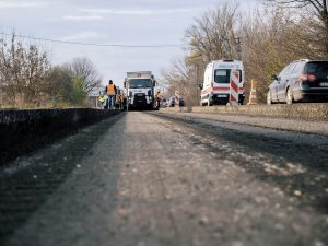 В Черновицкой области ремонтируют участки дороги Н-10