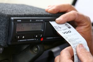 ЕК освобождает электрофургоны до 4,25 т от обязательного тахографа