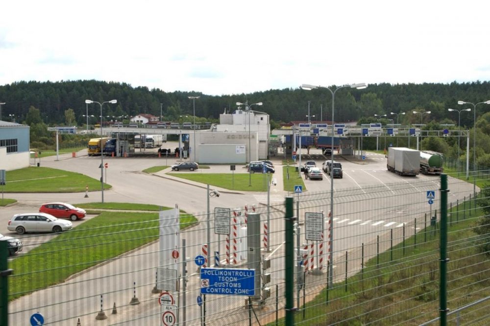 Литва досрочно откроет два пункта пропуска на границе с РБ