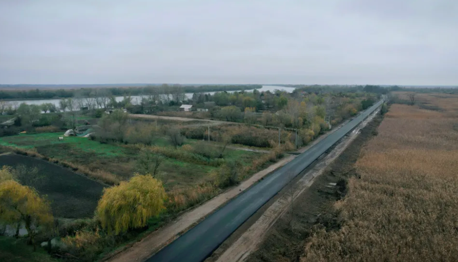 В Одесской области ремонтируют дорогу Т-16-07