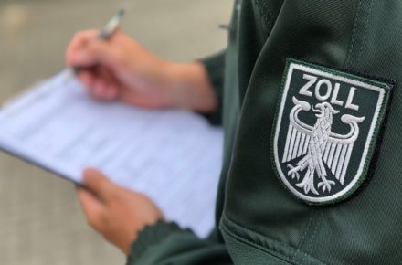 Німеччина: виявлені нелегальні працівники в логістичному центрі Бохума