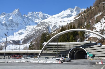 Открытие тоннеля Монблан после продолжительного ремонта