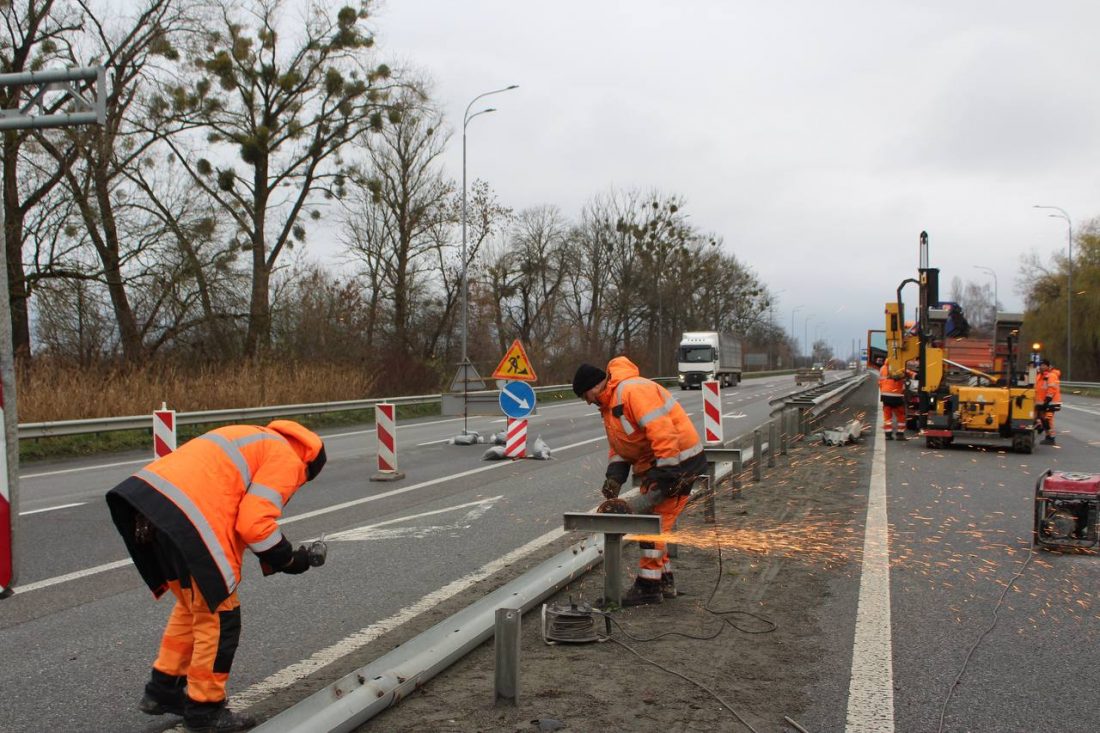 На дорозі М-06 у зв'язку з ремонтом WIM змінюється рух транспорту