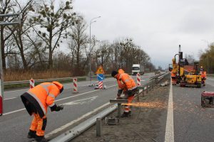 На дорозі М-06 у зв'язку з ремонтом WIM змінюється рух транспорту
