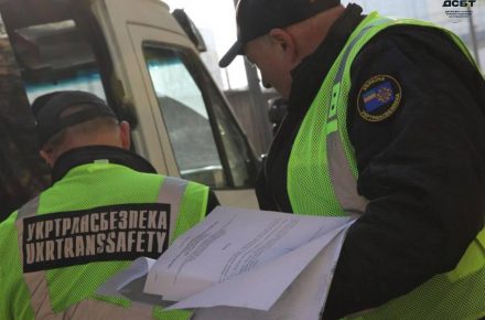 Инспекторы «Укртрансбезопасности» выявили нарушения при проверках на территории Винницкой области