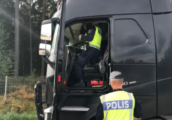 Швеция: полиция ужесточает контроль за РТО