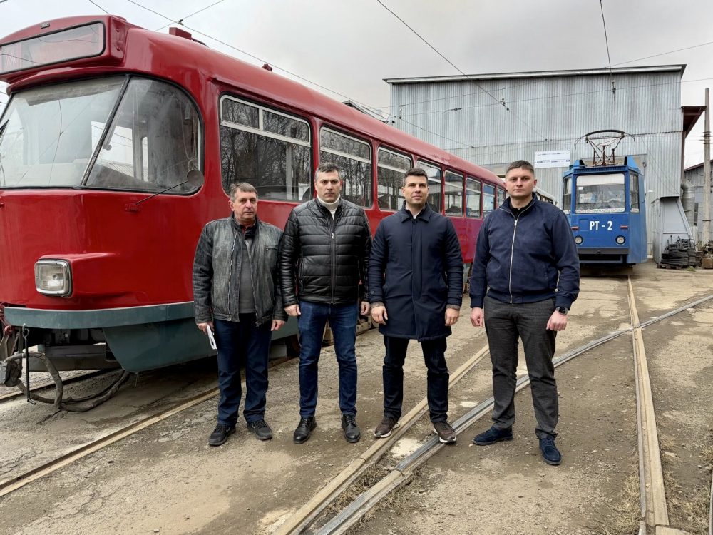 Замминистра посетил Днепр с оценкой работы транспортной системы