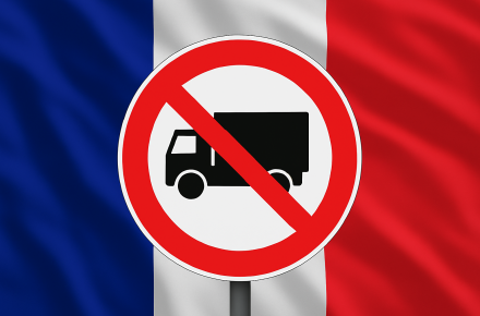 Франция: календарь запретов на движение большегрузных автомобилей на 2026 год с официальными датами и правилами