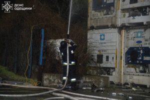 Військові РФ знову обстріляли портову та припортову інфраструктуру в Одеській області