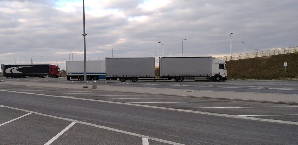 Европейская транспортная отрасль требует разрешить 44-тонные грузовики для трансграничных перевозок в ЕС