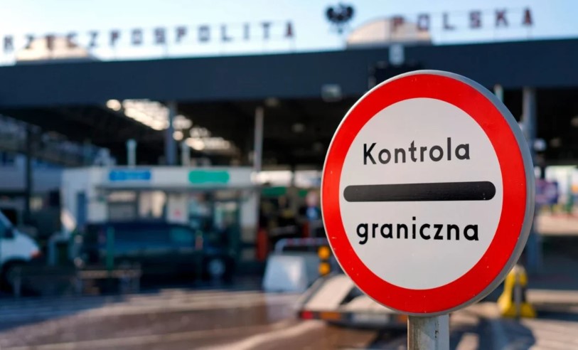 Польша продлевает временный пограничный контроль
