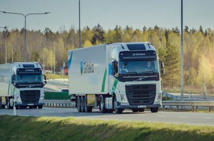 Girteka взяла крупный кредит на покупку грузовиков: BTB-ABVV считает это вкладом в социальный демпинг