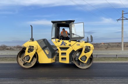 За добу ліквідовано 109 тис. кв. м пошкоджень на дорогах