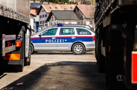 Тироль: задержан водитель грузовика с сотнями нарушений РТО