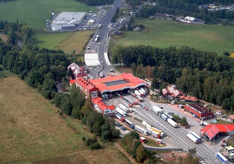 Грузовики столкнутся с перебоями в движении на польско-чешской границе