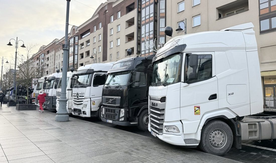 Литва посилює контроль за вантажівками