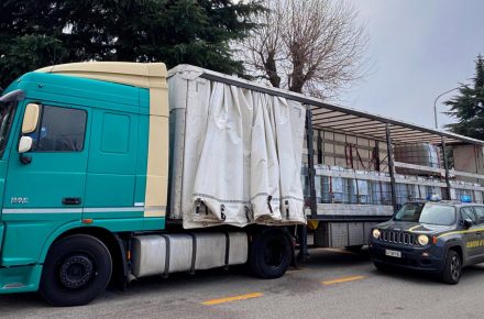 Италия: полиция изъяла большую партию контрабандного топлива из Восточной Европы