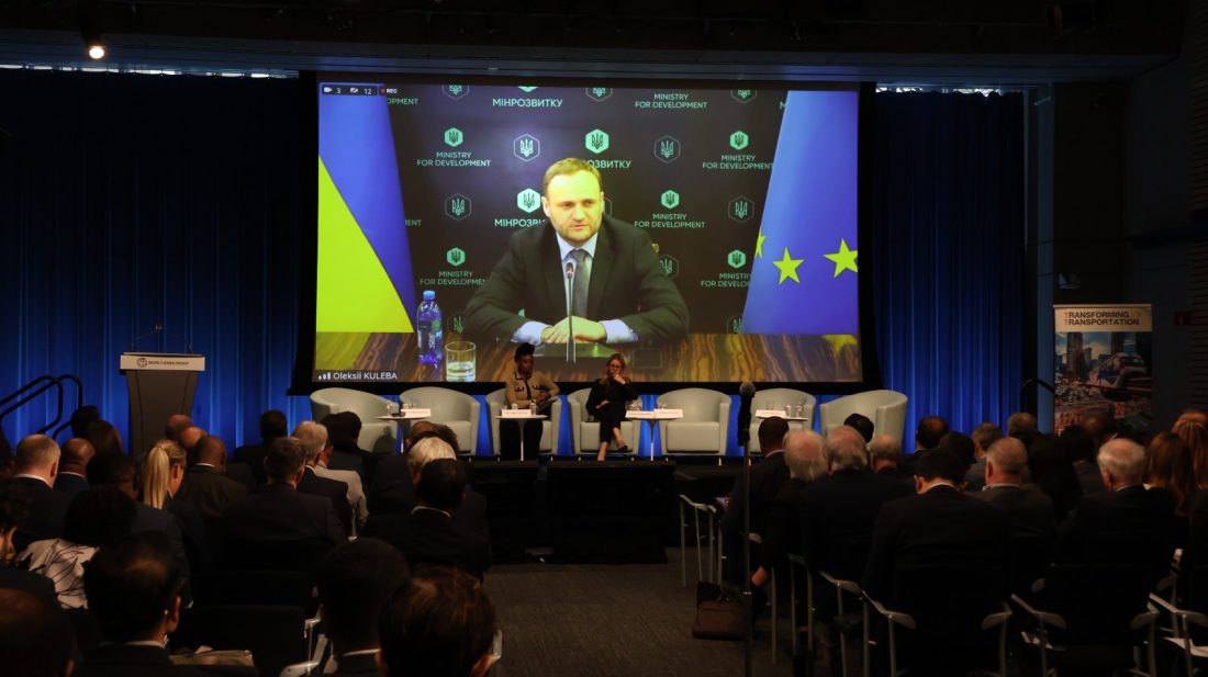 Олексій Кулеба: розвиток транспортної інфраструктури є ключем до економічного відновлення України