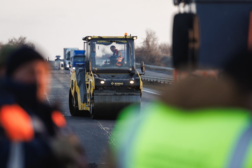 С начала года по Украине выполнено 1 млн. кв м ремонта дорог