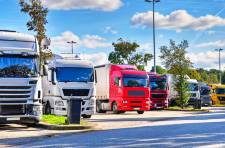 Германия: водителям напоминают о внимательности при выезде с парковки при ограниченной видимости