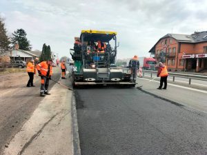 Продолжаются текущие ремонты на дорогах государственного значения