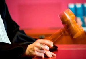 Нидерланды: суд обязал перевозчика выплатить задолженность по зарплате и штраф за несоблюдение коллективного договора