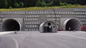 Словаччина закриє Вишневський тунель на D1 через капітальний ремонт