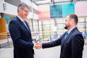 Германия готова присоединиться к Фонду поддержки транспорта Украины