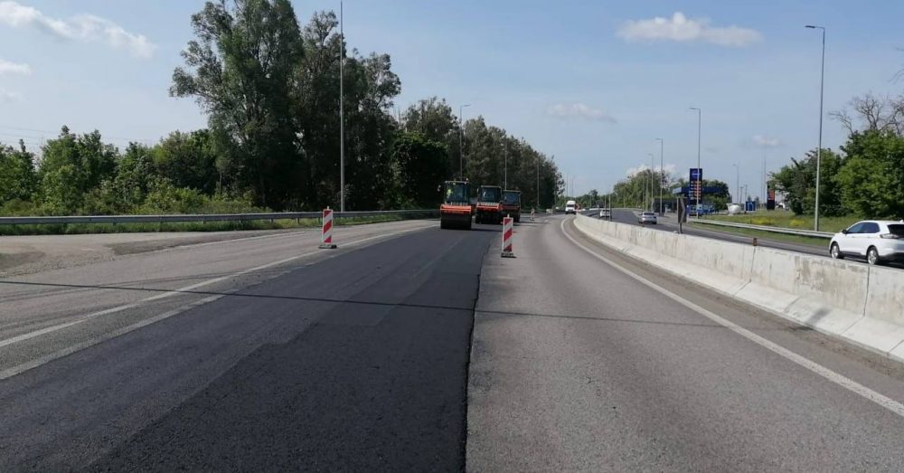 За сутки ликвидировано 185 тыс. м² повреждений на дорогах Украины